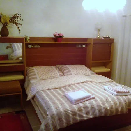 Chalupa U Lesa * Trhové Sviny